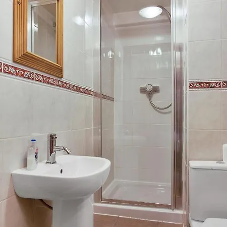 The Coppermines Mountain Sawyers, Carpenters, Millrace, Pelton Wheel, Sleeps 22 Coniston