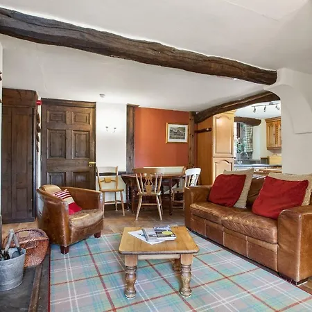 Holiday home The Coppermines Mountain Sawyers, Carpenters, Millrace, Pelton Wheel, Sleeps 22