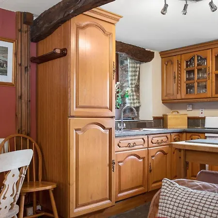 The Coppermines Mountain Sawyers, Carpenters, Millrace, Pelton Wheel, Sleeps 22 Holiday home *