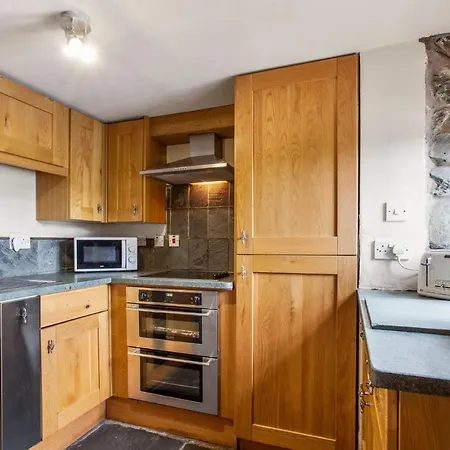 Holiday home The Coppermines Mountain Sawyers, Carpenters, Millrace, Pelton Wheel, Sleeps 22