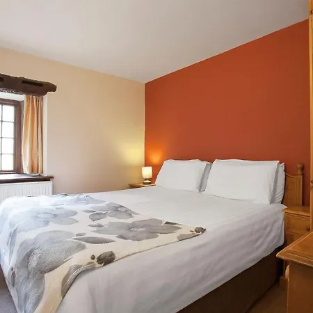 The Coppermines Mountain Sawyers, Carpenters, Millrace, Pelton Wheel, Sleeps 22 *