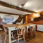 The Coppermines Mountain Sawyers, Carpenters, Millrace, Pelton Wheel, Sleeps 22 * Coniston