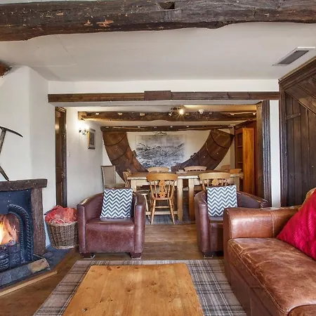 Дом отдыха The Coppermines Mountain Sawyers, Carpenters, Millrace, Pelton Wheel, Sleeps 22 Конистон